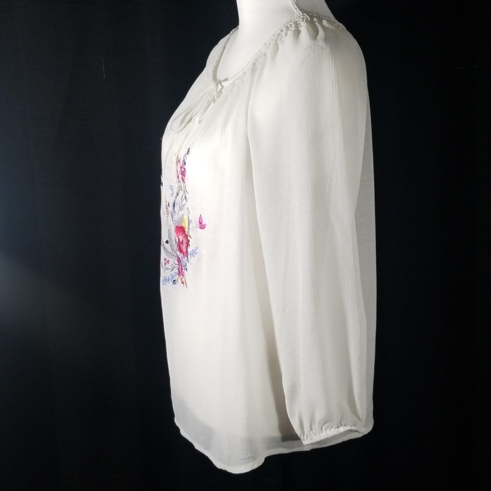 Daisy Fuentes Cream Floral Embroidered Women Tunic Top. Size M - Picture 4 of 8